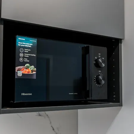 Stacja Jezyce Lavish By Bookinghost بوزنان