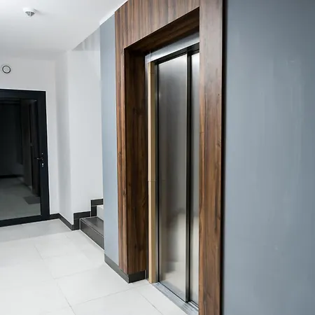 Stacja Jezyce Lavish By Bookinghost Apartamento Poznan