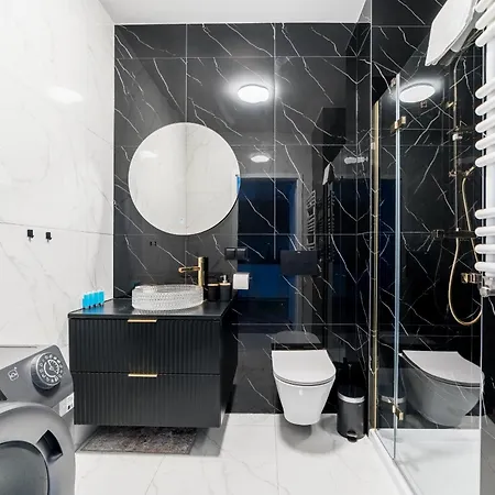 Apartamento Stacja Jezyce Lavish By Bookinghost Poznan