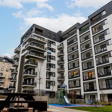 Stacja Jezyce Lavish By Bookinghost *