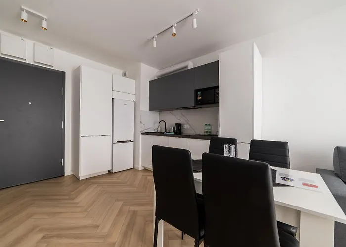 Stacja Jezyce Lavish By Bookinghost Poznan